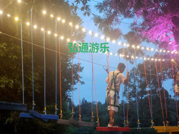 叢林穿越 叢林穿越